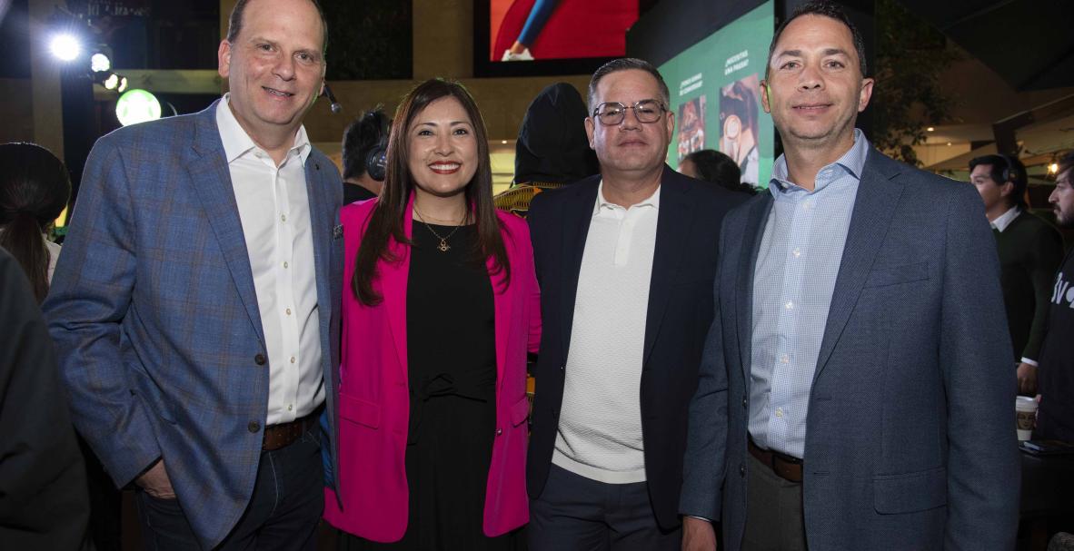 Inauguración Starbucks en Scala Shopping, Cumbayá