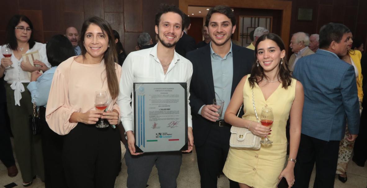 Società Dante Alighieri celebra Ferragosto en la U. Católica de Santiago de Guayaquil