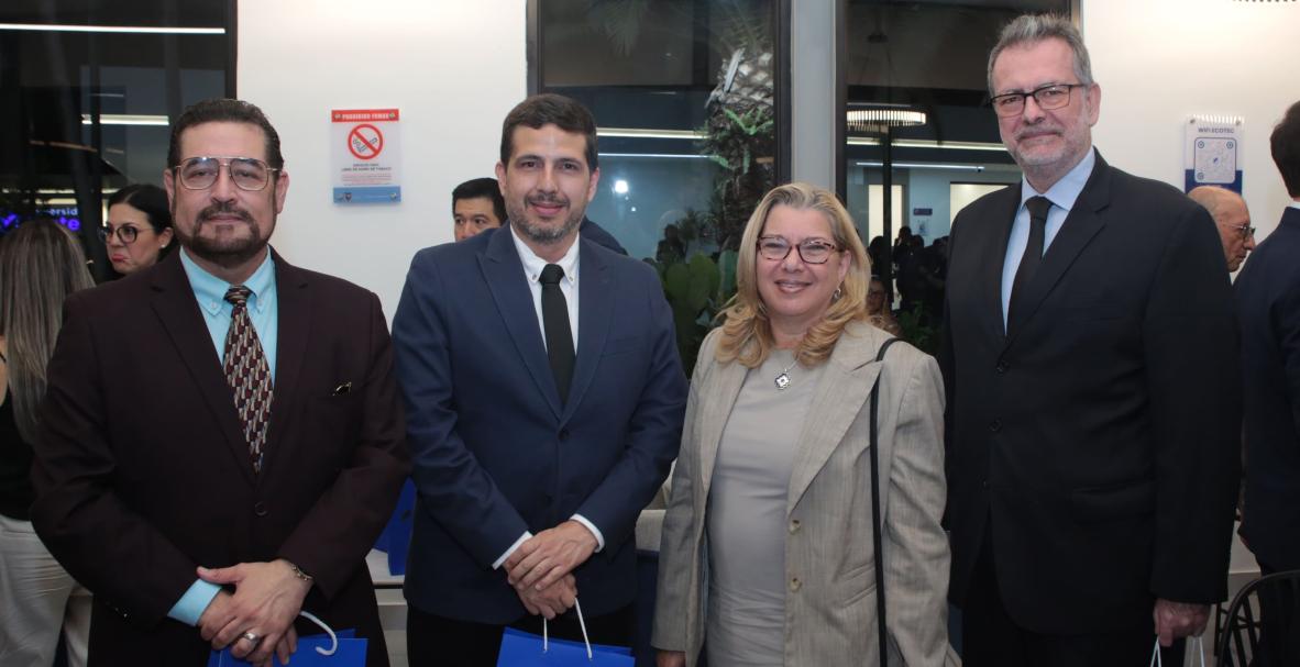 Universidad Ecotec inaugura nuevo campus en la av. Juan Tanca Marengo