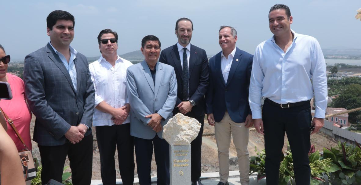 Casole y Plazole, primera piedra