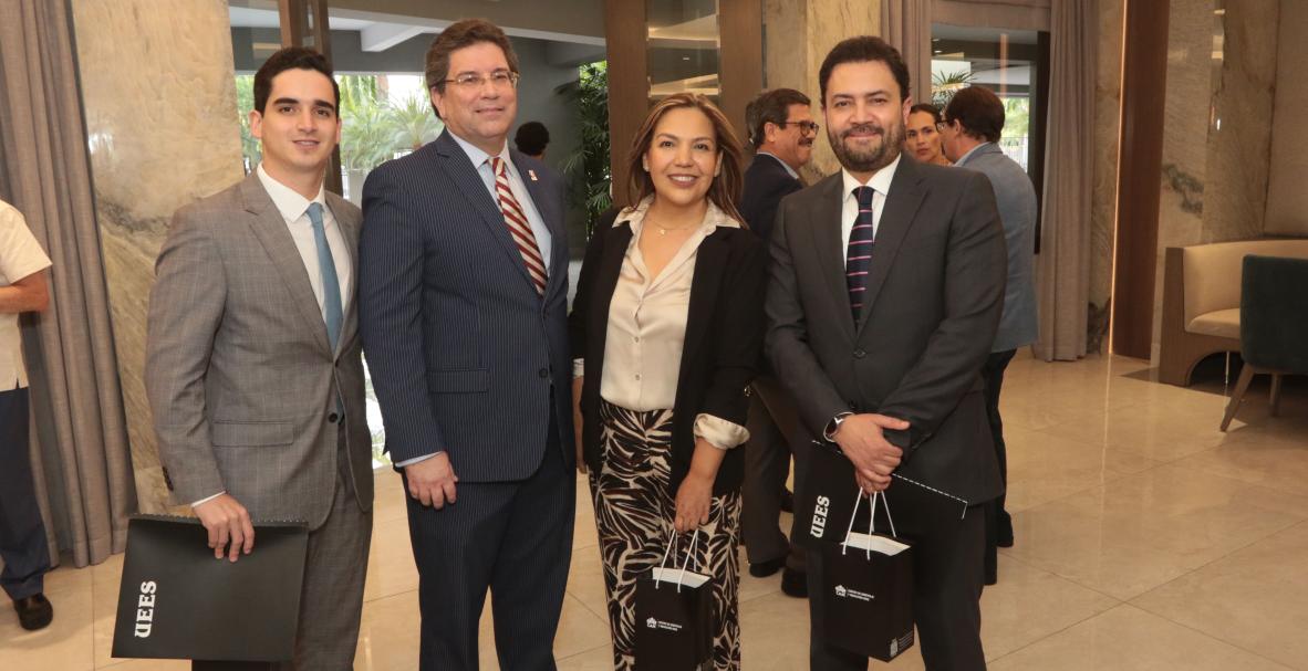 Aniversario 10 Centro de Arbitraje y Mediación de la UEES