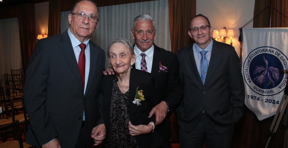 Asociación Ecuatoriana de Orquideología. Sesión Solemne 50 años.