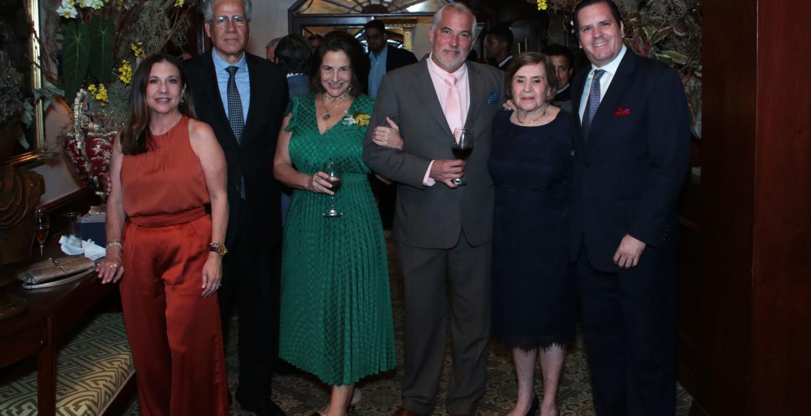 Asociación Ecuatoriana de Orquideología. Sesión Solemne 50 años.