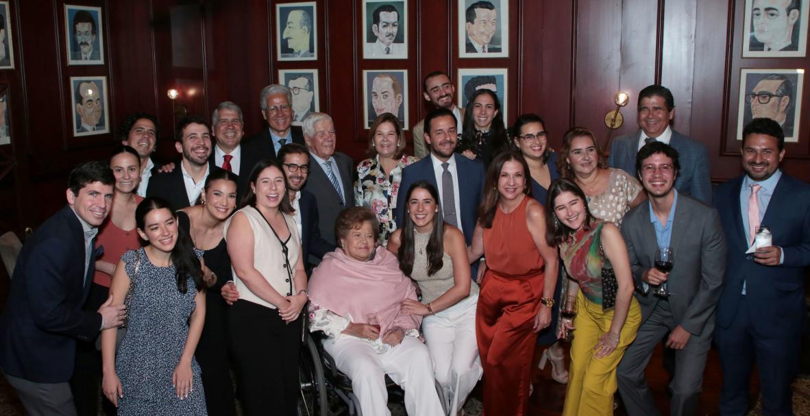 Asociación Ecuatoriana de Orquideología. Sesión Solemne 50 años.