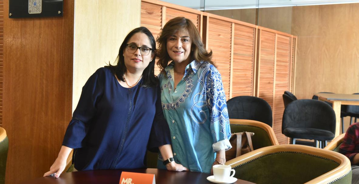 Conversario con Mónica Ojeda en Quito (Mr. Books)