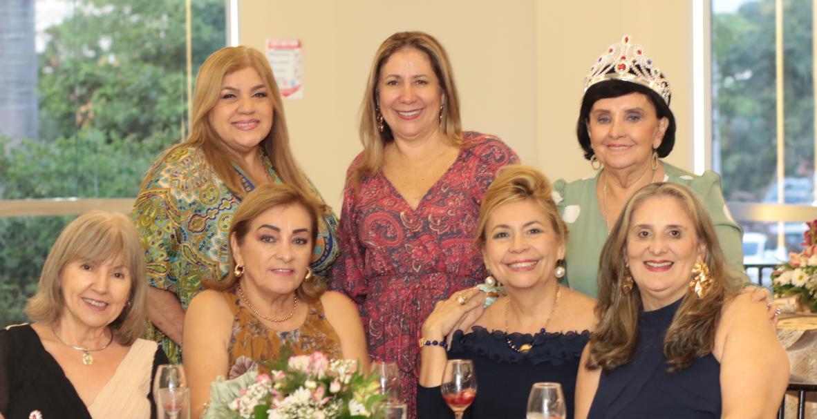 Cumpleaños Nora Álava de Alvarado