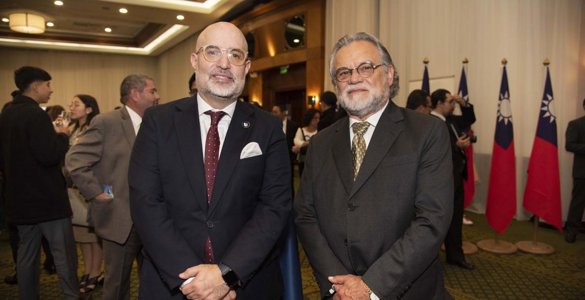 CELEBRACION DEL DIA NACIONAL DE TAIWAN