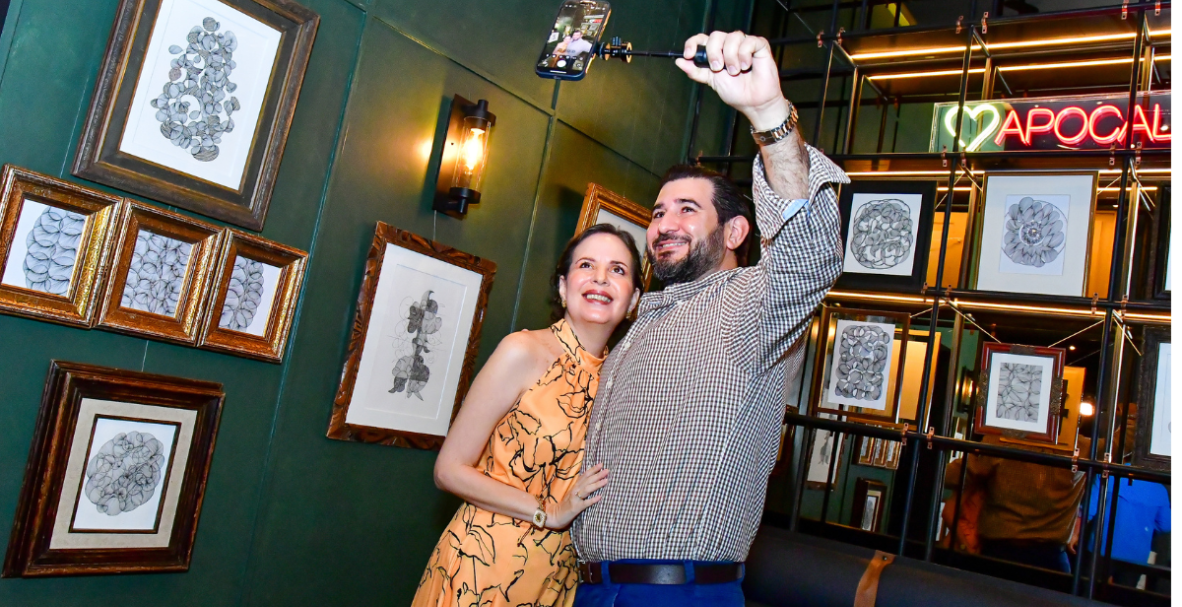 Roberto Manrique y su exposición Romance Apocalíptico