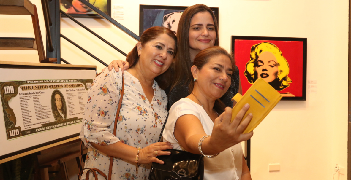 Clausura exposición Steve Kaufman, en Galería Imaginar (Guayaquil)