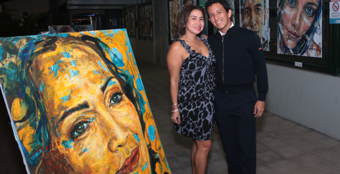 Exposición Rostros del Ecuador, de la artista ucraniana Mariya Zrazhaeva, en la sede centro del Tenis Club, Guayaquil