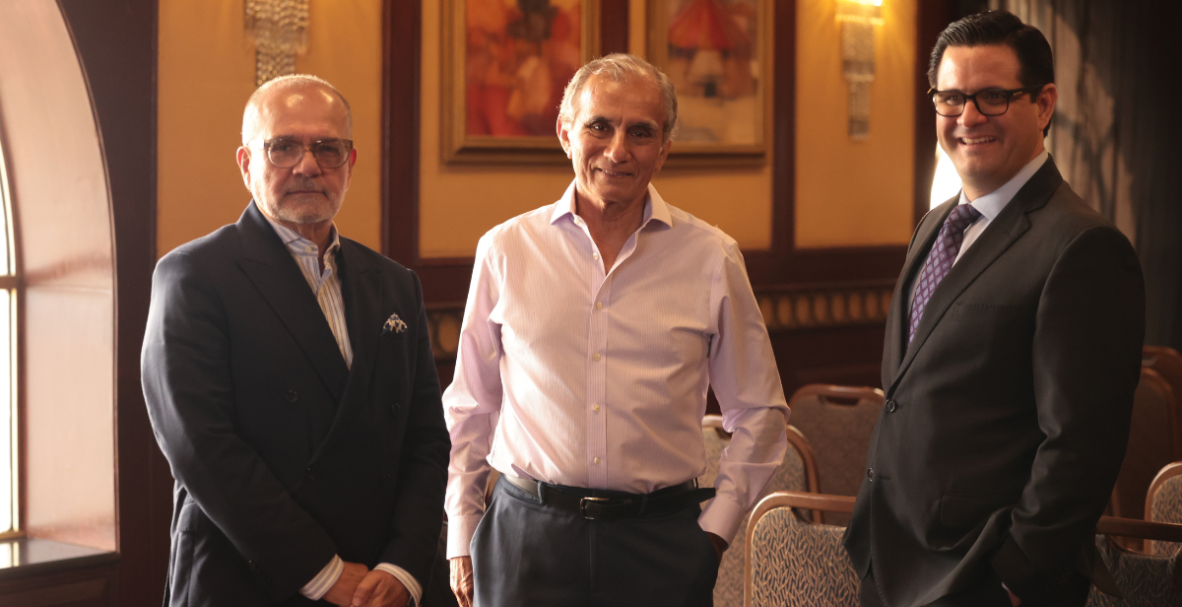 Mauricio Velandia ofrece charla sobre seguridad en el Bankers Club, con el auspicio de Diario EXPRESO