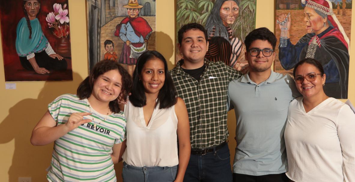 Exposición Ondine de Mariana Portilla en el Centro Cultural Ecuatoriano Alemán