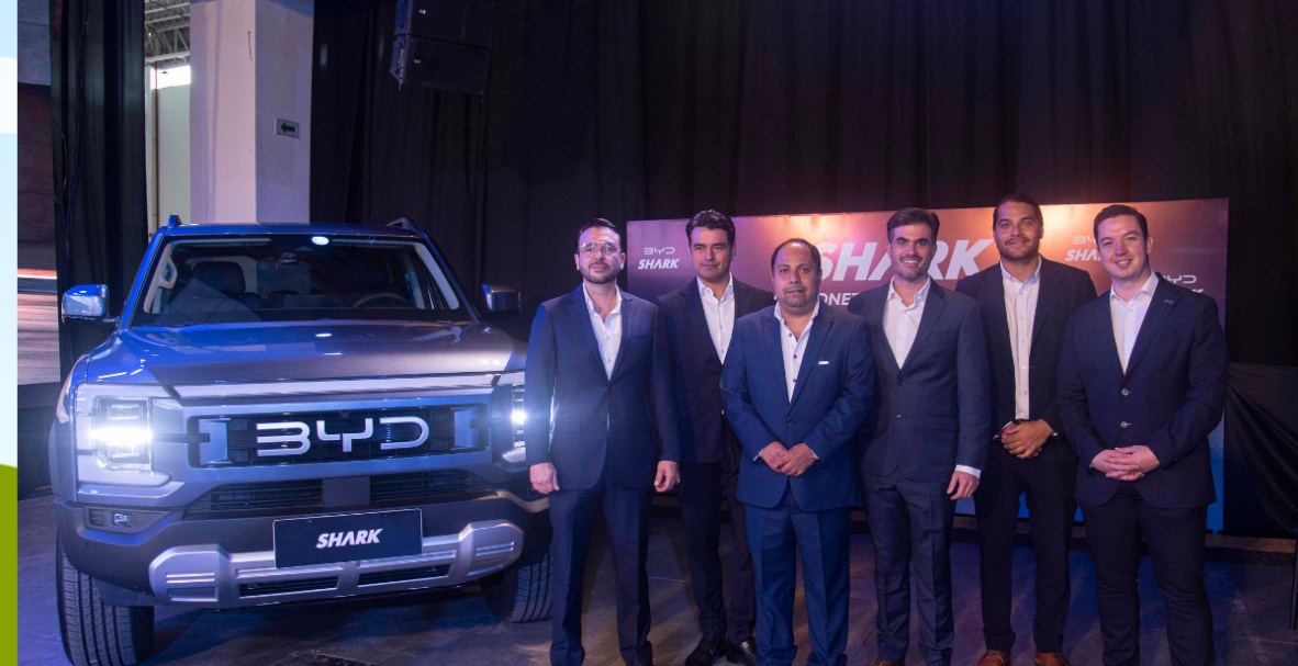 BYD presenta camineta BYD Shark en el parque Bicentenario de Quito