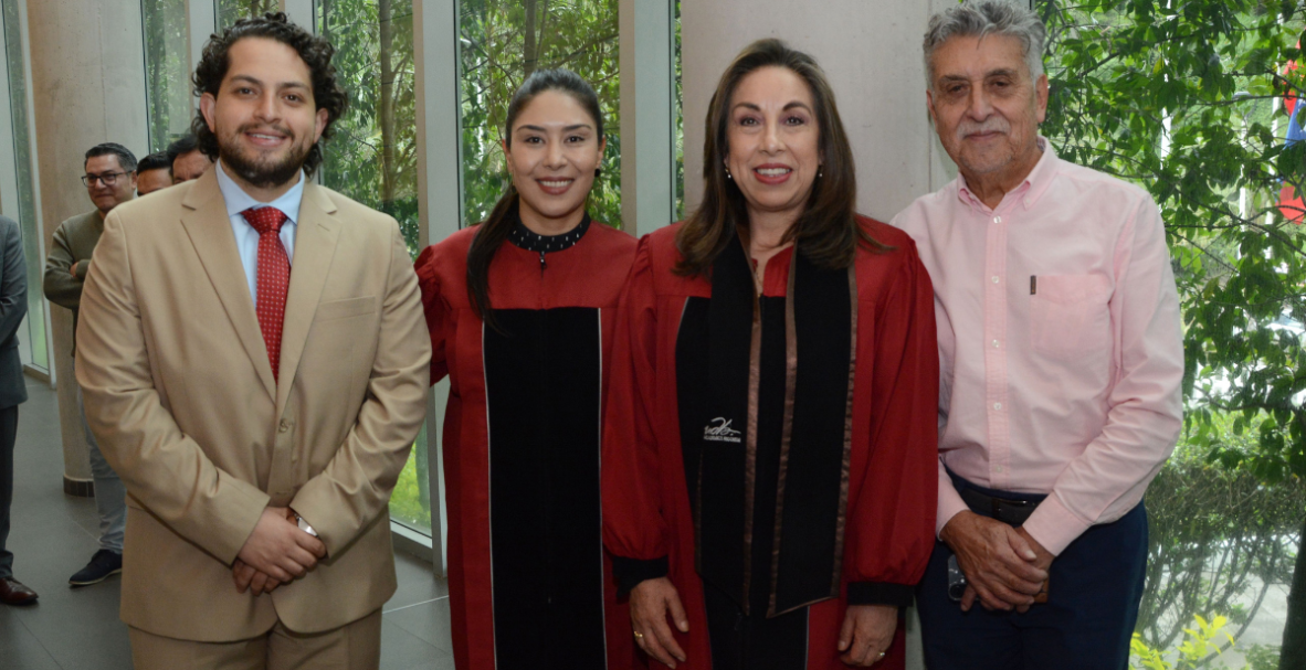 UDLA le otorga a Edmundo González Urrutia el título Honoris Causa