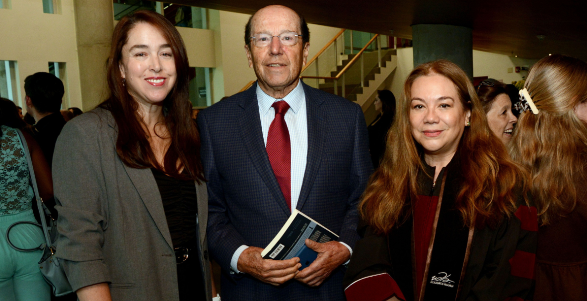 UDLA le otorga a Edmundo González Urrutia el título Honoris Causa