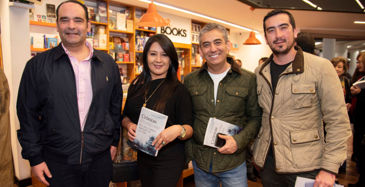 Lanzamiento del libro Crónicas Prodigiosas, de Jorge Ortiz.