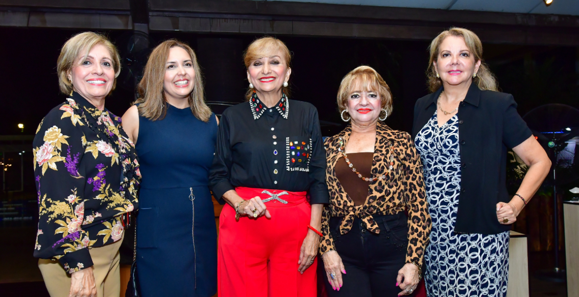 Alegorías Marinas, exposición organizada por el Consulado General de Peru y el Tenis Club
