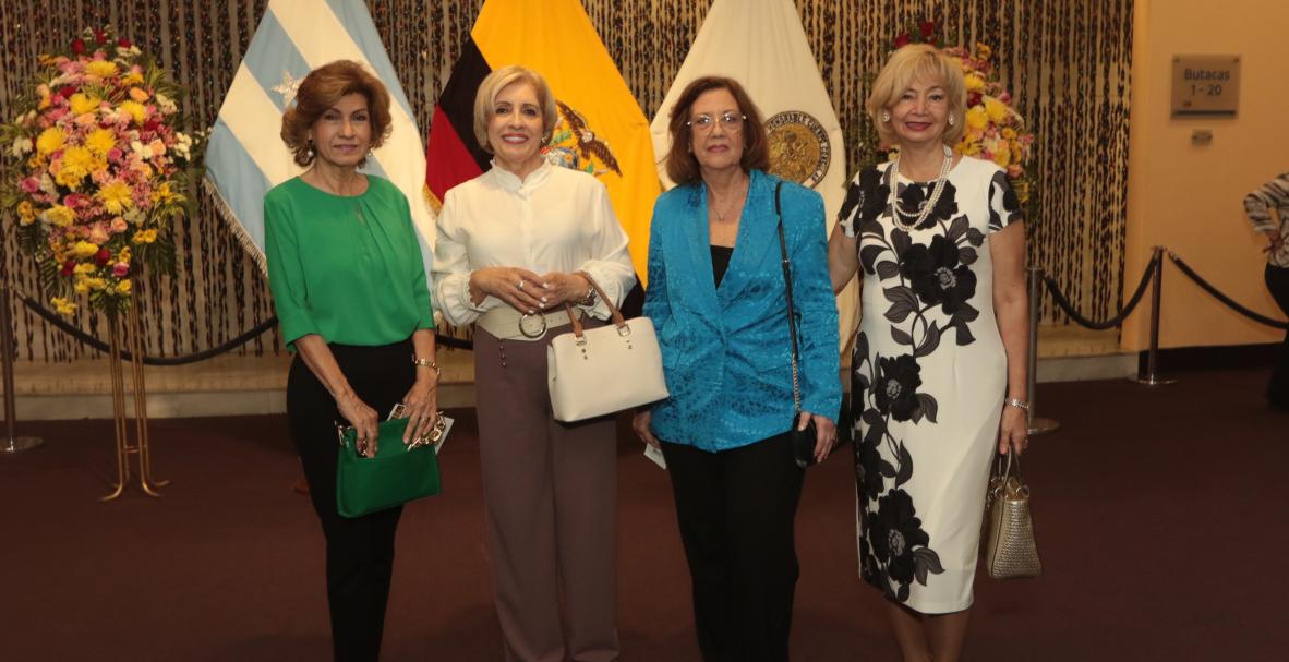 Concierto Macolla, con Schubert Ganchozo