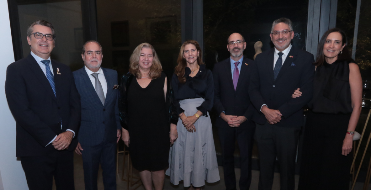 Bienvenida al embajador de la Orden de Malta