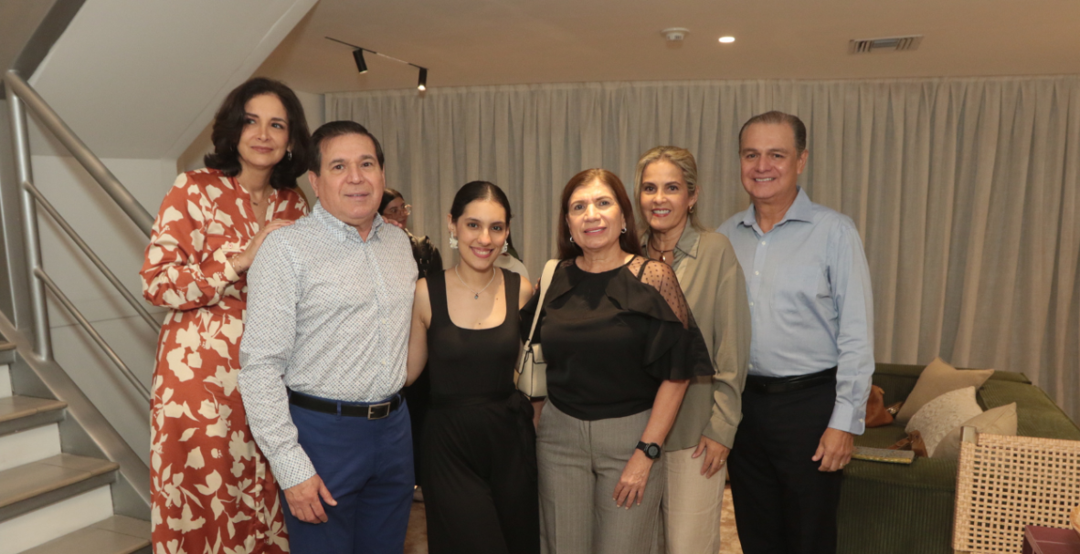 Cristina Barettino abre su atelier en Samborondón.