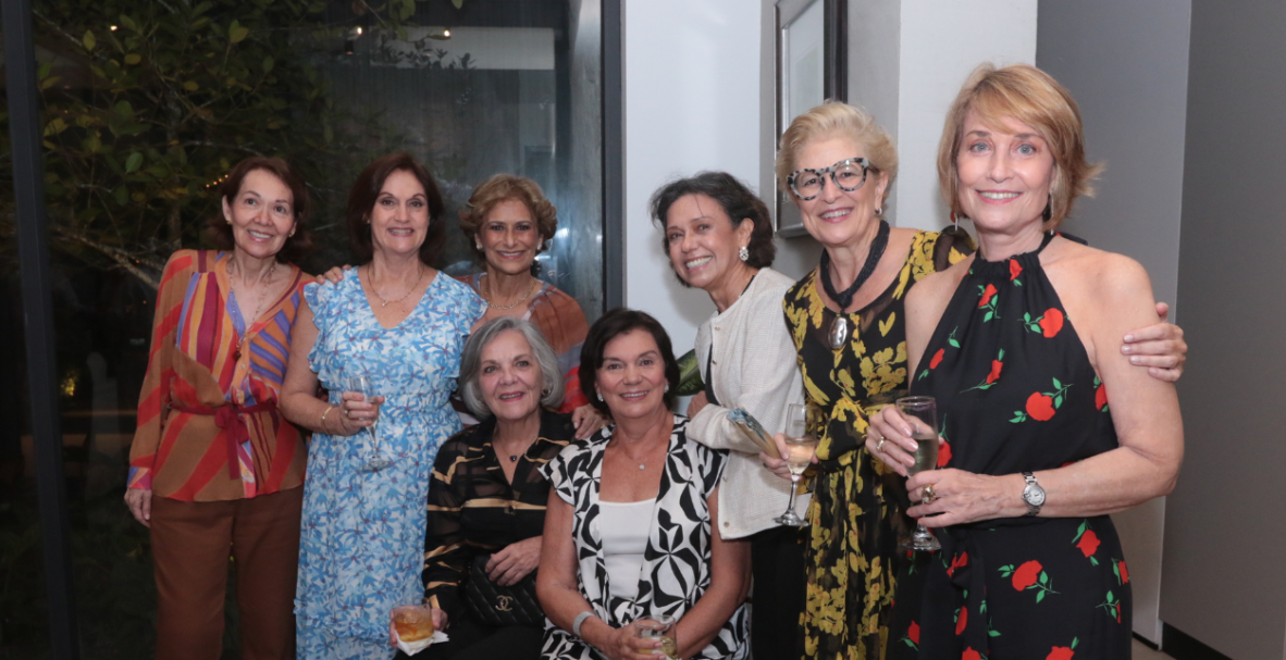 Cumpleaños sorpresa de María del Carmen de Caicedo