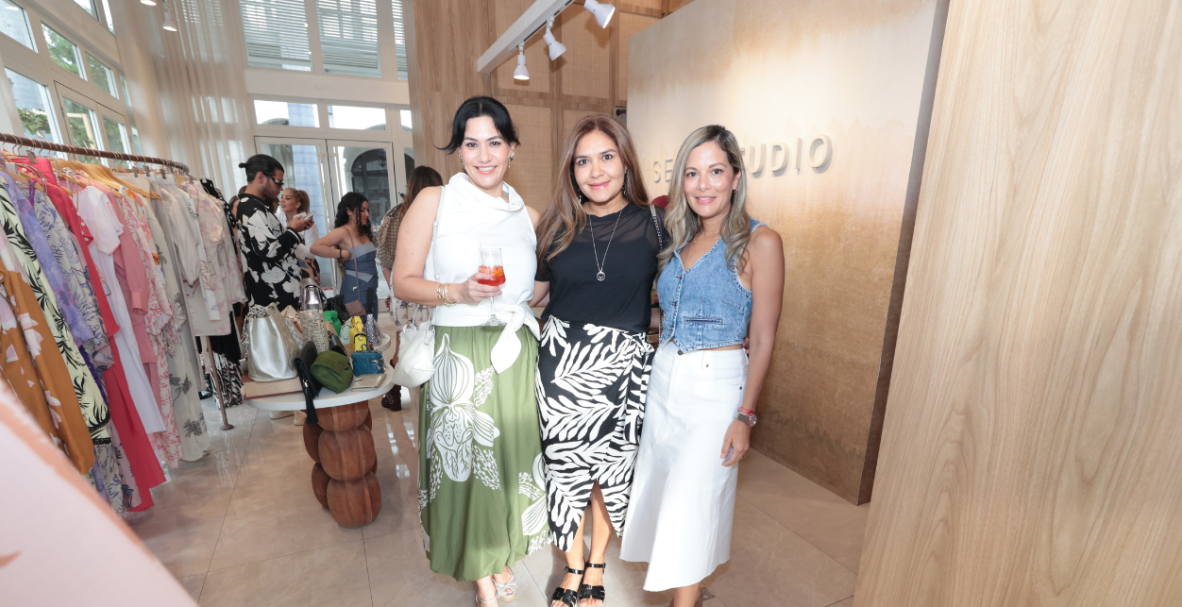 Inauguración de Vintage Pop Up, en Sensi Studio
