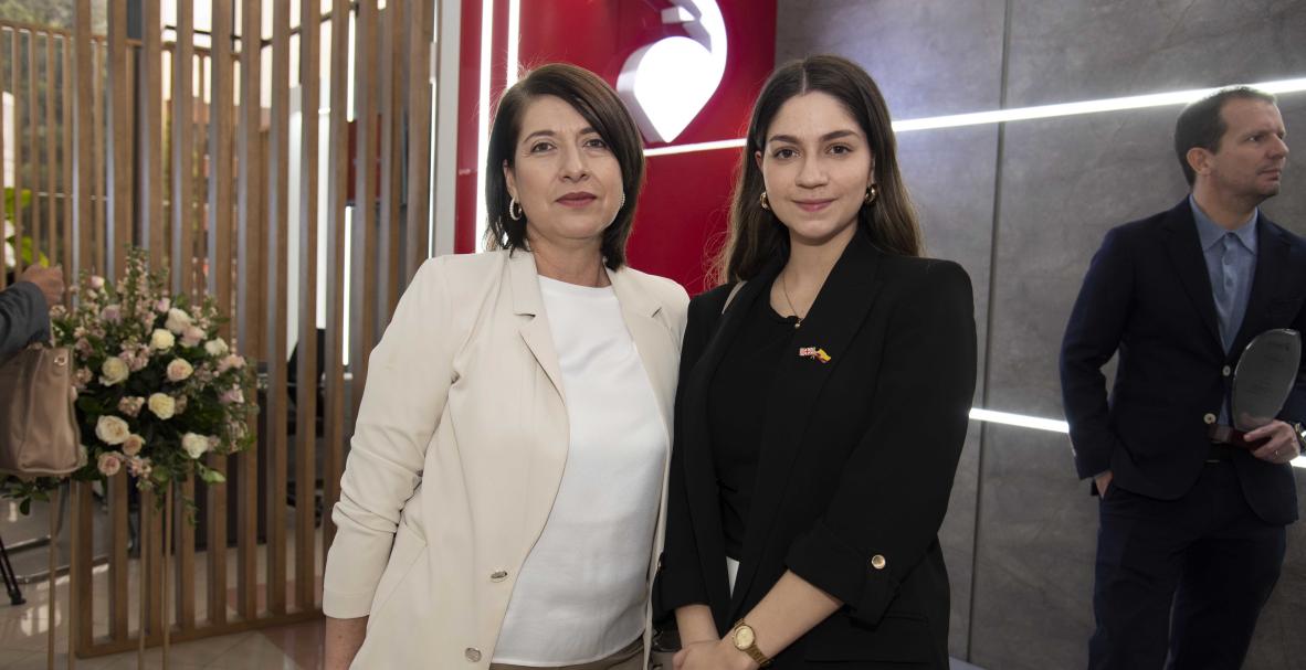 HUNTER ABRE CENTRO DE CONTROL EN QUITO