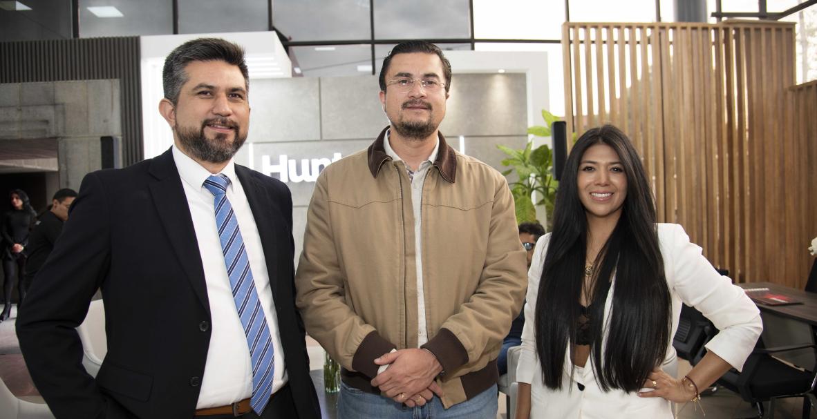 HUNTER ABRE CENTRO DE CONTROL EN QUITO