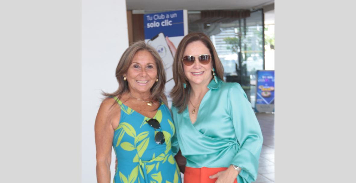 Cumpleaños  Alexandra Zevallos de Coppiano y Gloria Maldonado.