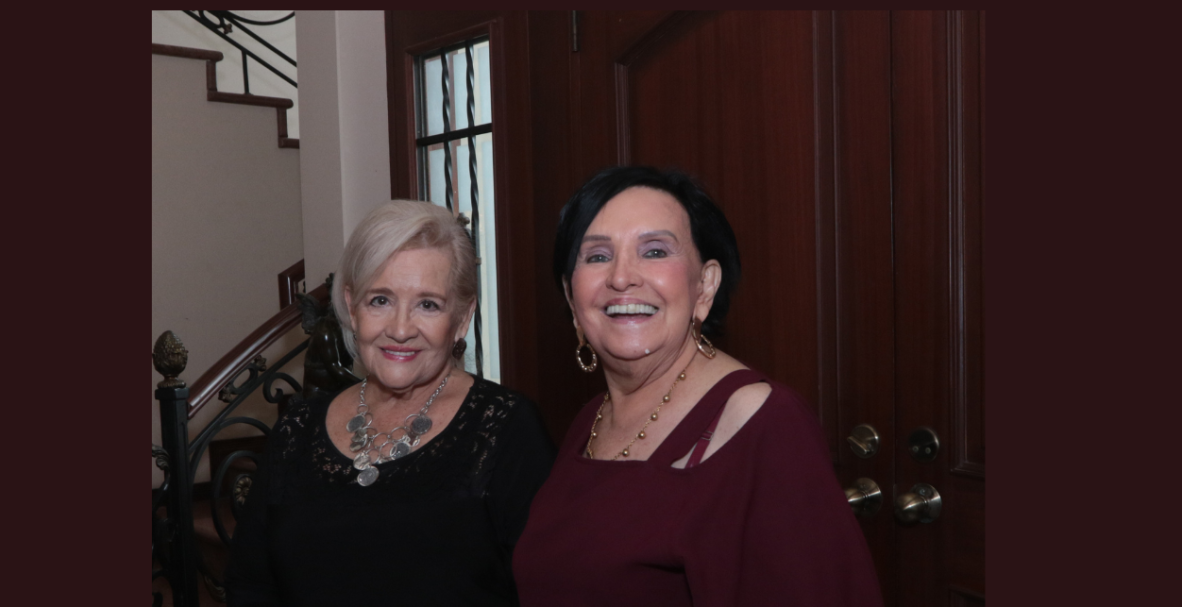 Almuerzo en casa de Cecilia de Pérez