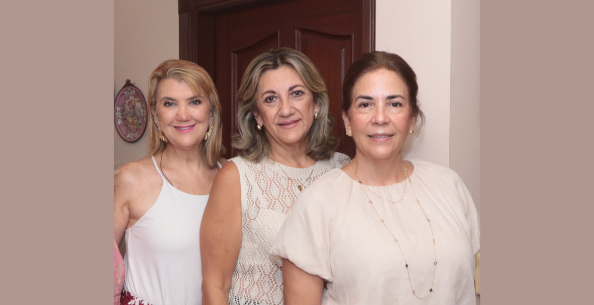 Almuerzo en casa de Cecilia de Pérez