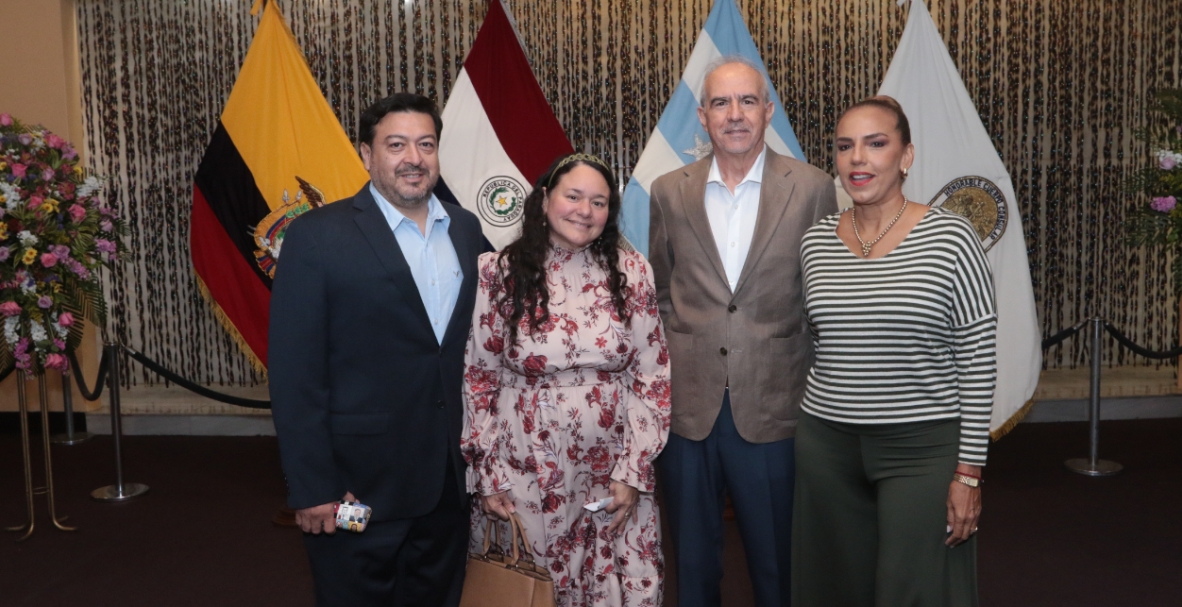 Concierto de arpa por el 214.º aniversario de la Independencia de la República del Paraguay