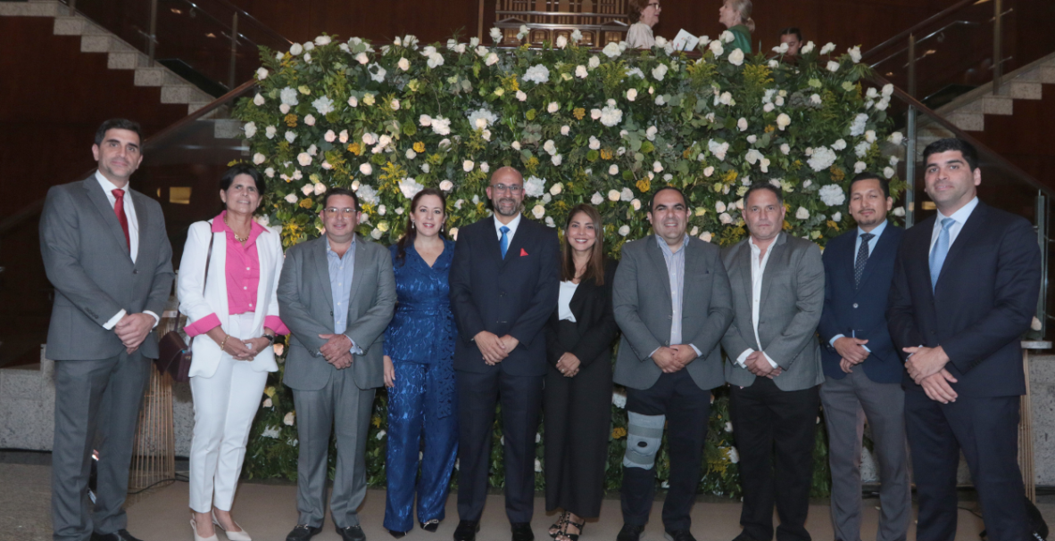 Gala 10 años Alemán Humboldt Samborondón