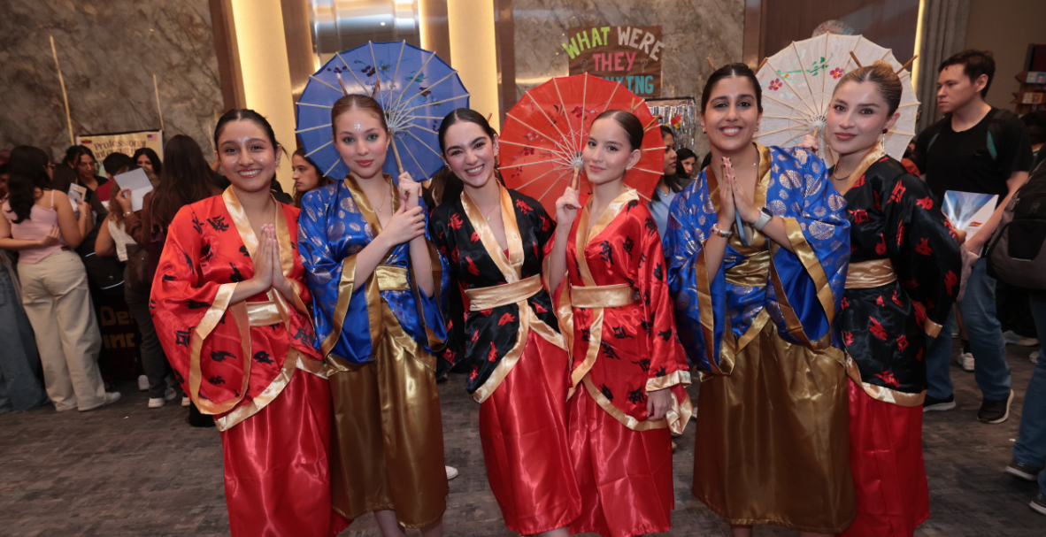 Intercultural Day de la UEES