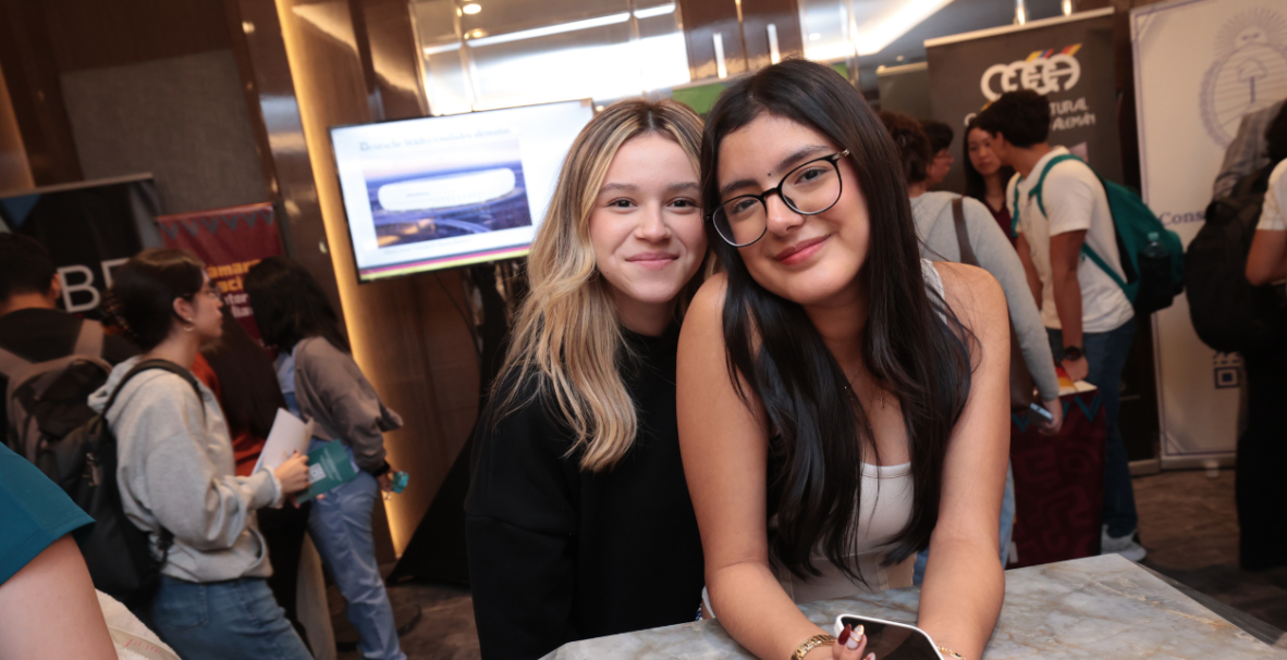 Intercultural Day de la UEES