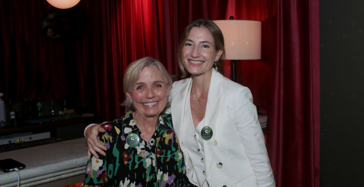 Nicole Holguín presentó su nueva línea de productos Selfie by Nikka.