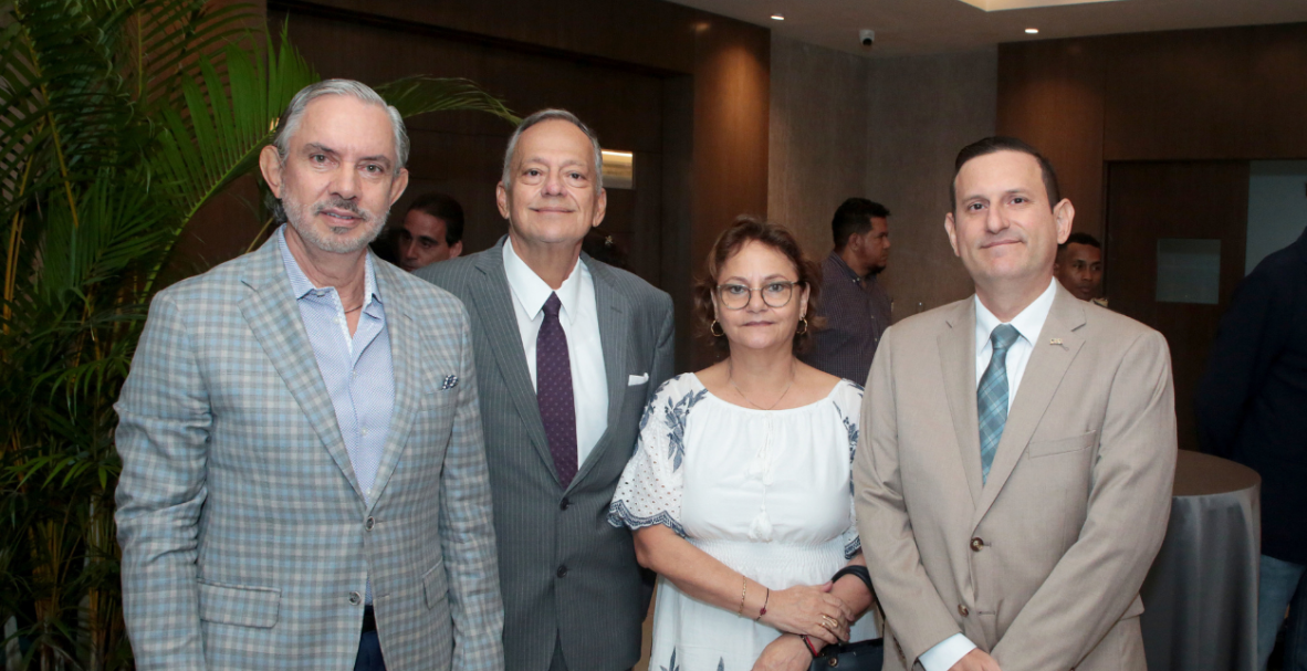Comité de Italianos en el Exterior ofreció un conversatorio por los 125 años de relaciones diplomáticas Italia-Ecuador dictada por el embajador Giovanni Davol