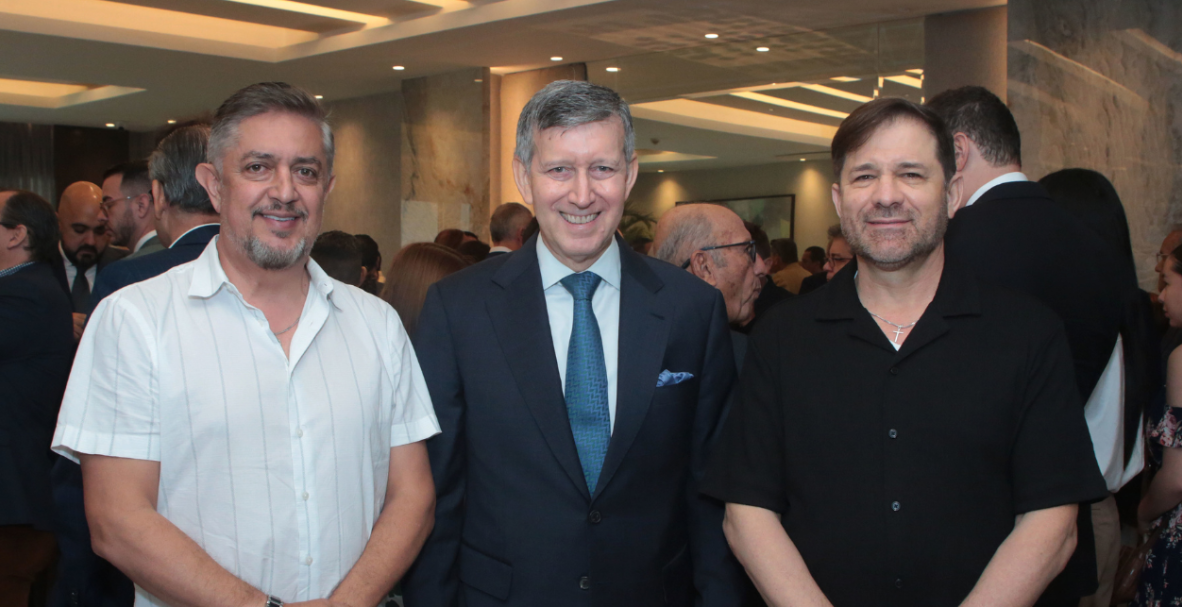 Comité de Italianos en el Exterior ofreció un conversatorio por los 125 años de relaciones diplomáticas Italia-Ecuador dictada por el embajador Giovanni Davol