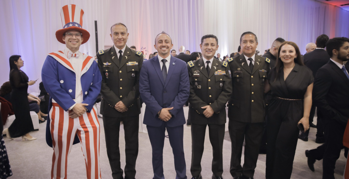 Celebración del 4 de julio por la Embajada de Estados Unidos en Quito