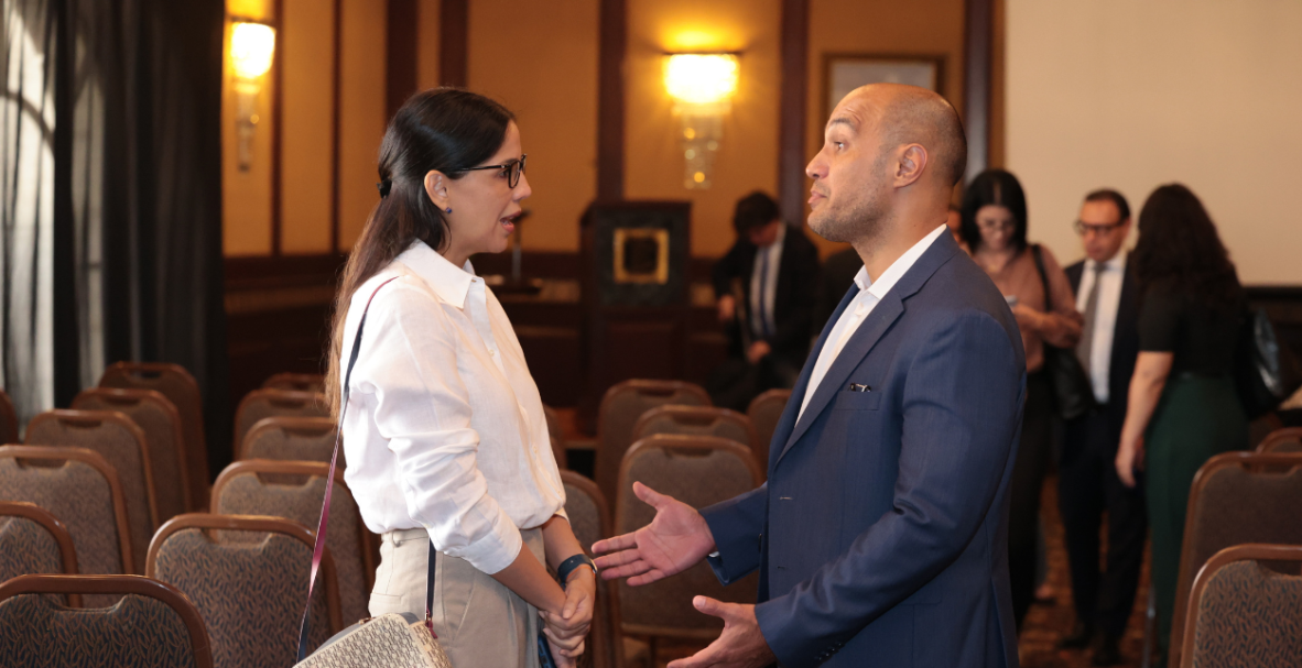 Conferencia ' Arbitraje y psicología', dictada por Alfredo Bullard y organizada por el Bankers Club