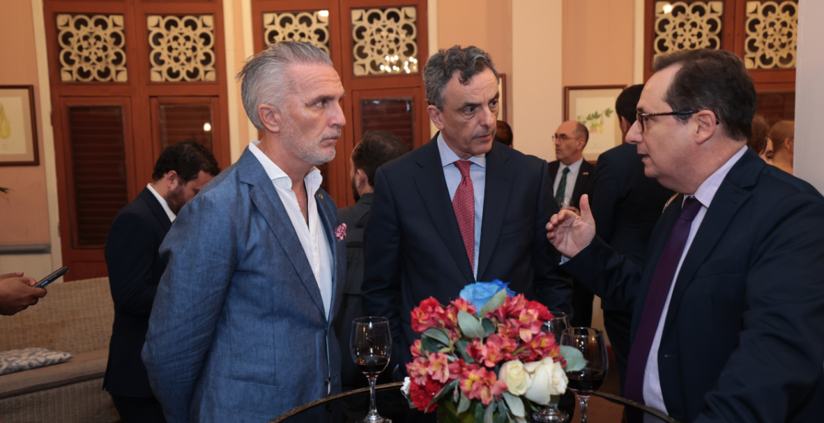 Presentación oficial de Eloïse Cornu como nueva cónsul honoraria de Francia en Guayaquil