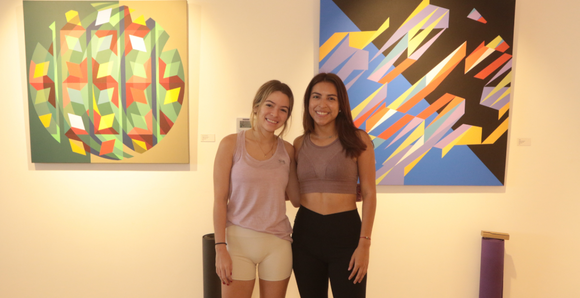 Yoga y arte en Piece of Cake