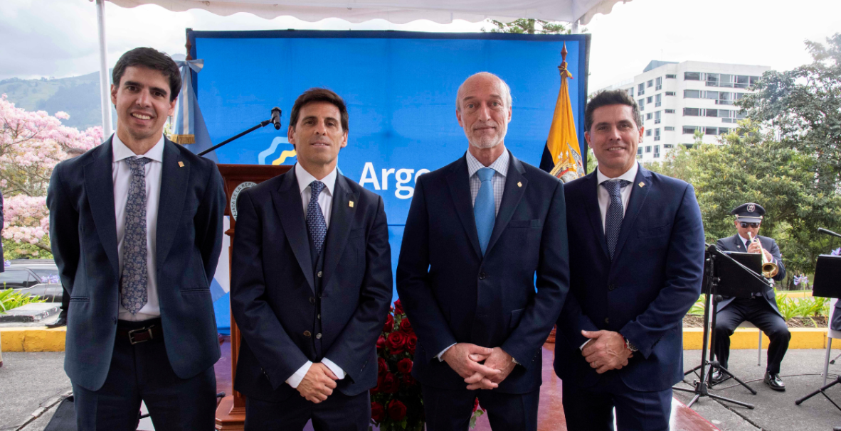 n la residencia oficial, la Embajada de Argentina conmemoró el 209.º aniversario de la Declaración de Independencia de la República Argentina.