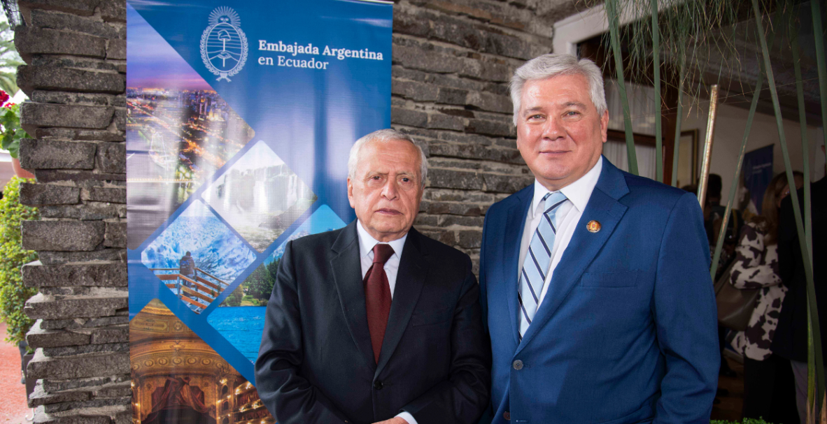 n la residencia oficial, la Embajada de Argentina conmemoró el 209.º aniversario de la Declaración de Independencia de la República Argentina.