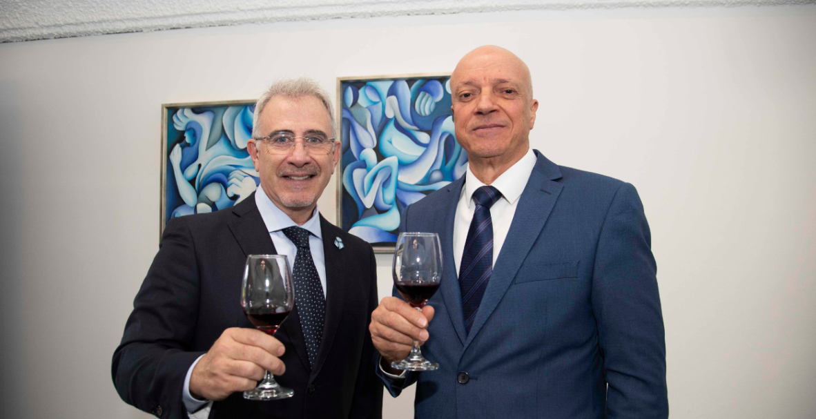 n la residencia oficial, la Embajada de Argentina conmemoró el 209.º aniversario de la Declaración de Independencia de la República Argentina.