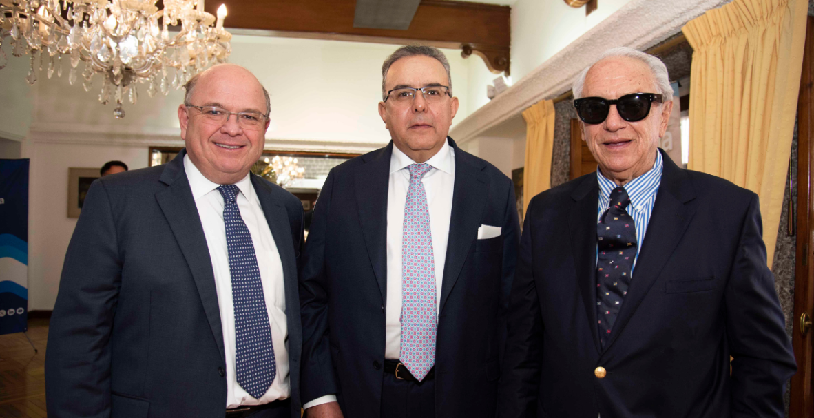 n la residencia oficial, la Embajada de Argentina conmemoró el 209.º aniversario de la Declaración de Independencia de la República Argentina.