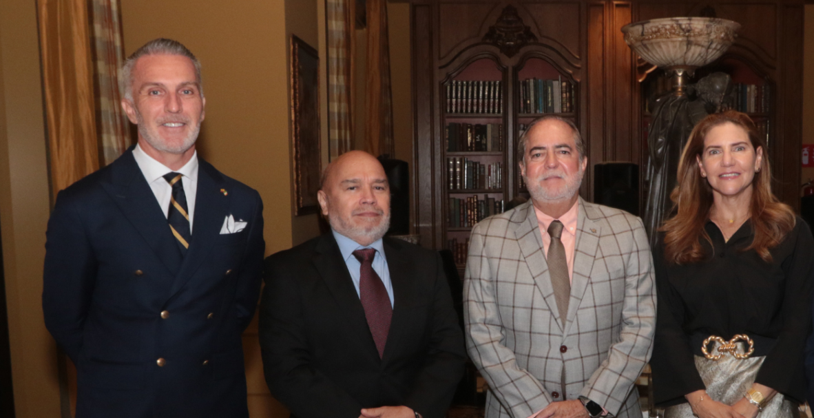 Cofradía Amigos del Mar apoyan la lucha contra la minería ilegal.