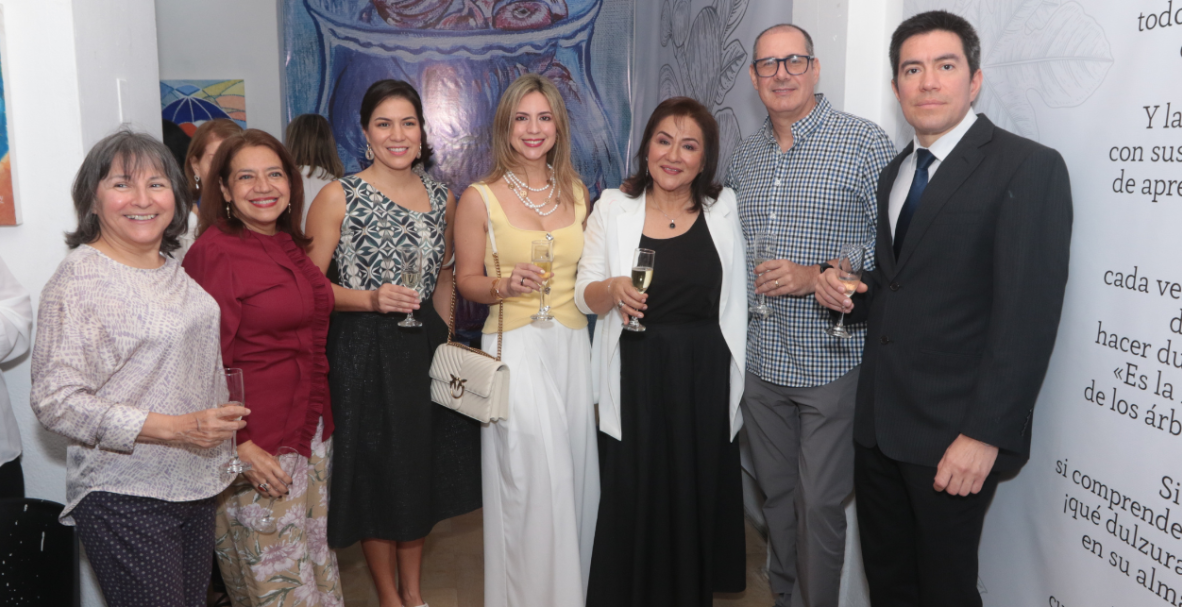 Exposición de Mónica López de Romero en la Casa de la Cutura Núcleo del Guayas