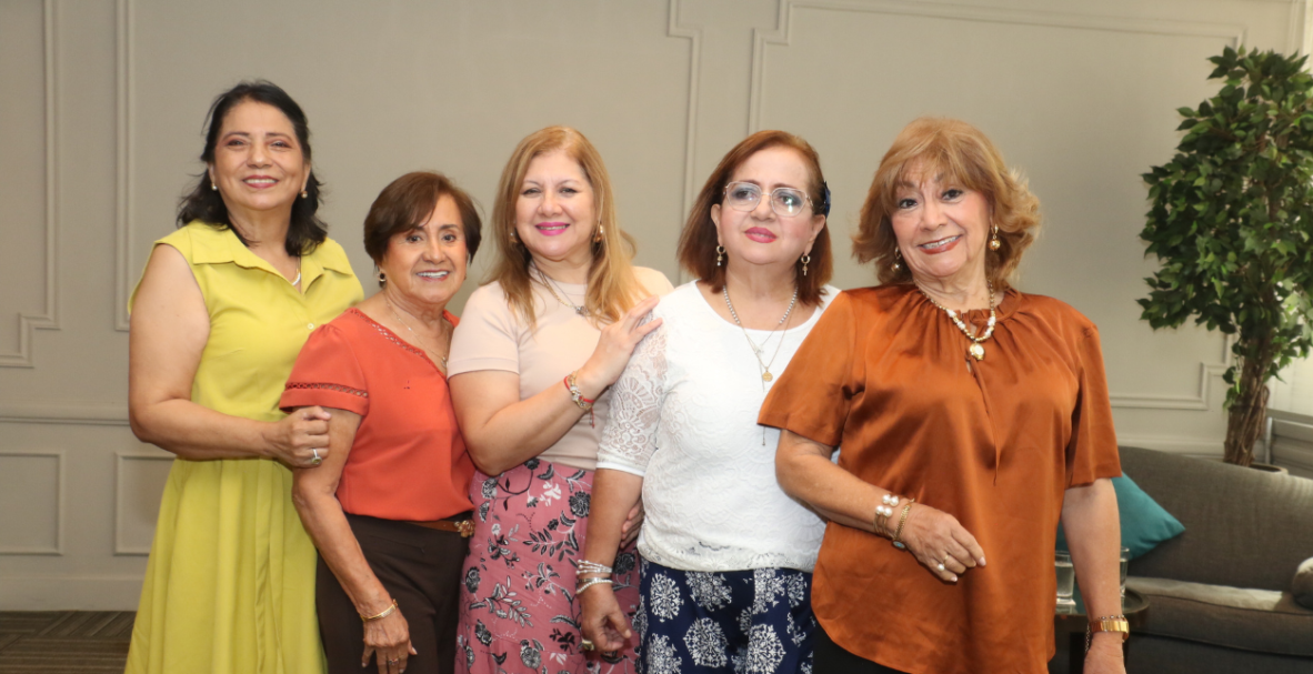 Cumpelaños Alicia Balseca