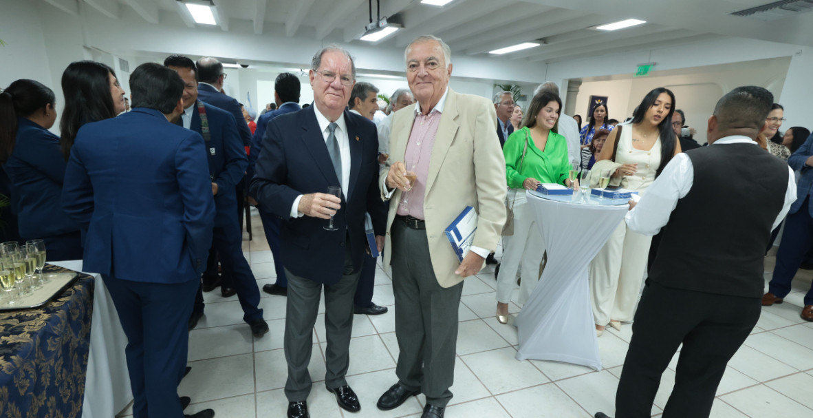 Lanzamiento de los tomos 3 y 4 del libro Educación, Ciencia y Arte, de Abelardo García Calderón